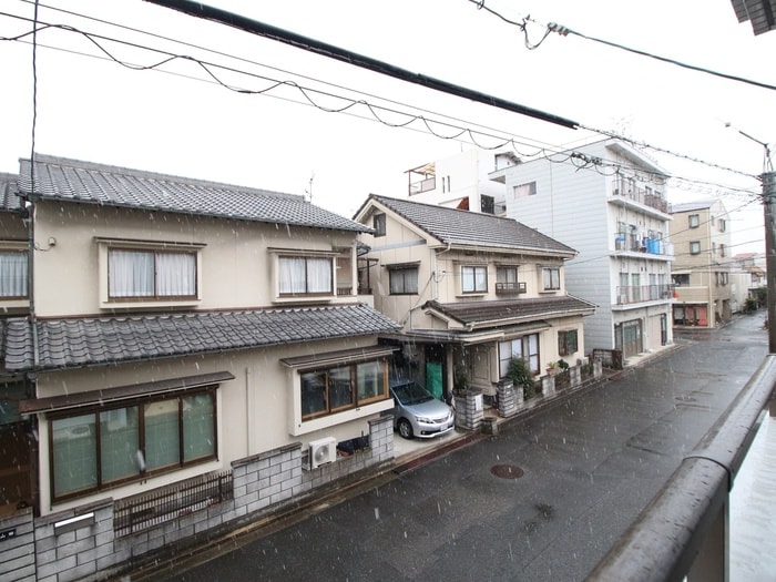 室内からの展望 豊島ビル　Ⅱ