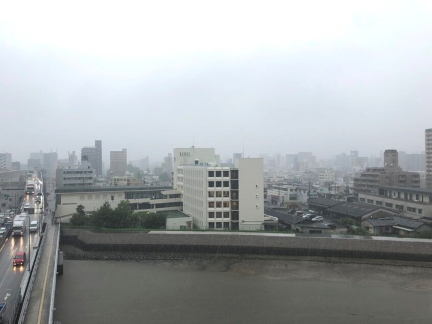 室内からの展望 アクアシティ舟入中町(704)