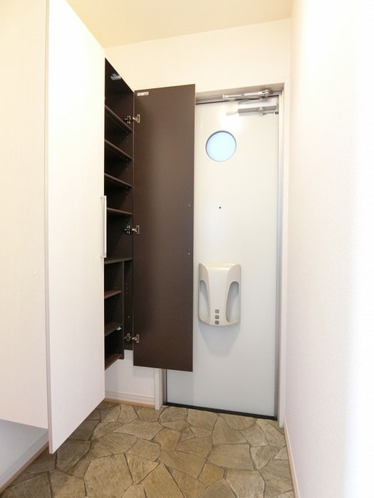 玄関 ストゥ－ディオ雅Ａ棟