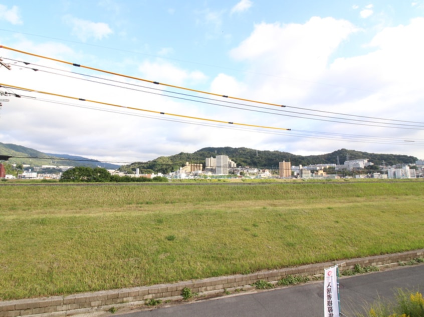 室内からの展望 ファミール玉木B