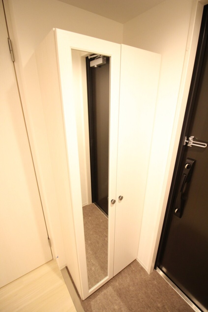 靴箱 CREST　CENTRAL　BLDG.