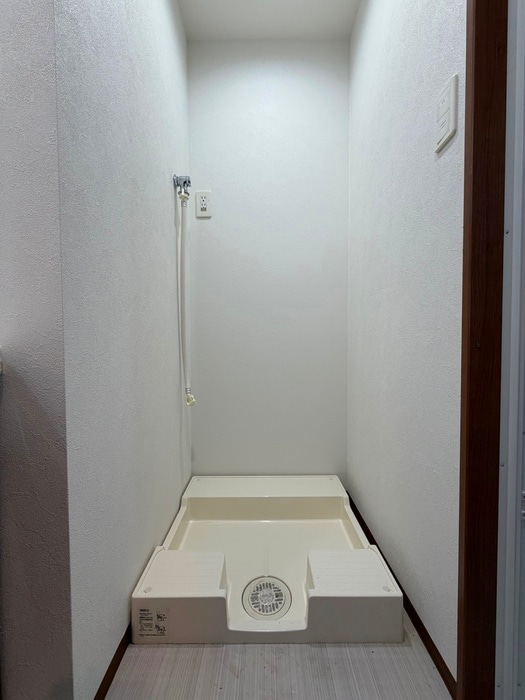 洗濯機置場 CREST　CENTRAL　BLDG.