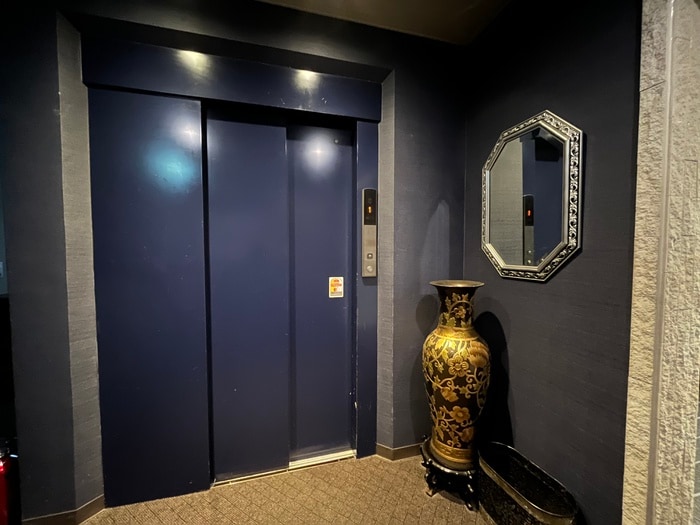 エントランス部分 La Shanti本川