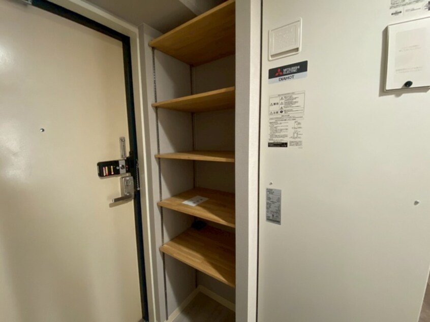 靴箱 La Shanti本川