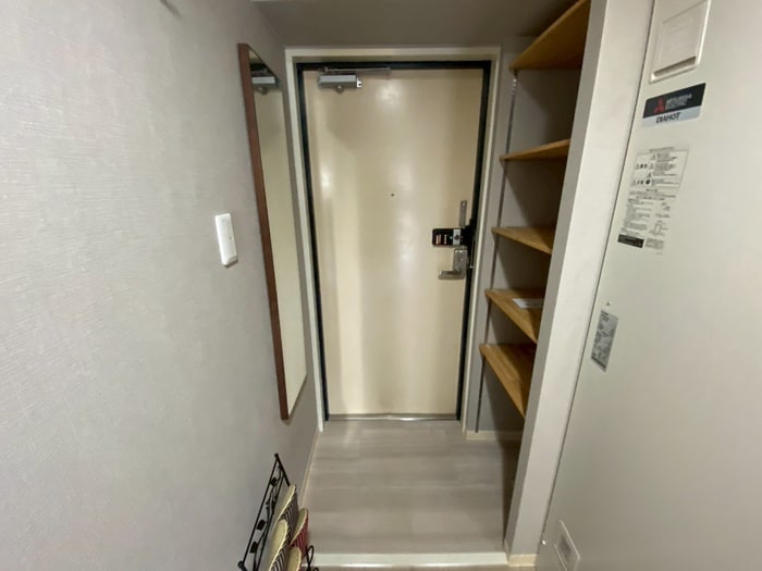 玄関 La Shanti本川