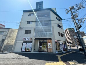 たにます屋ビル