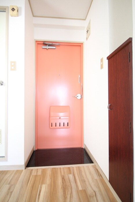 玄関 コーポラス寺町