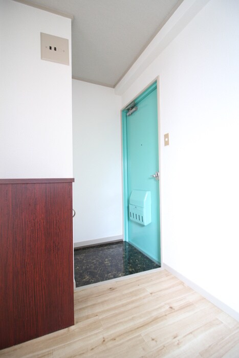 玄関 コーポラス寺町