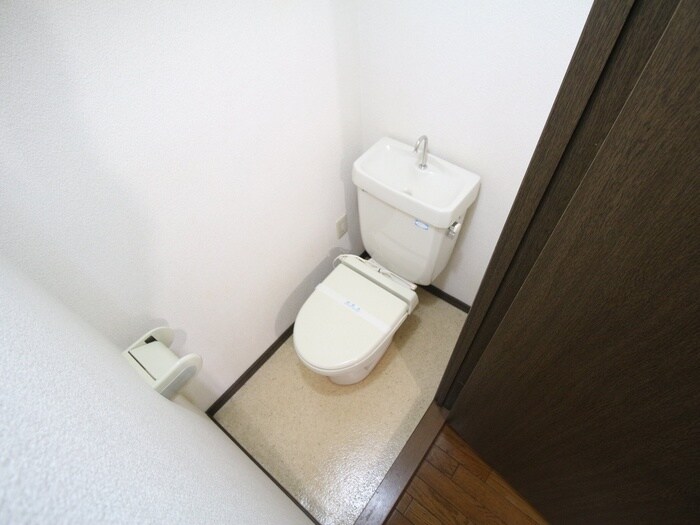 トイレ 広島畳材６ビル