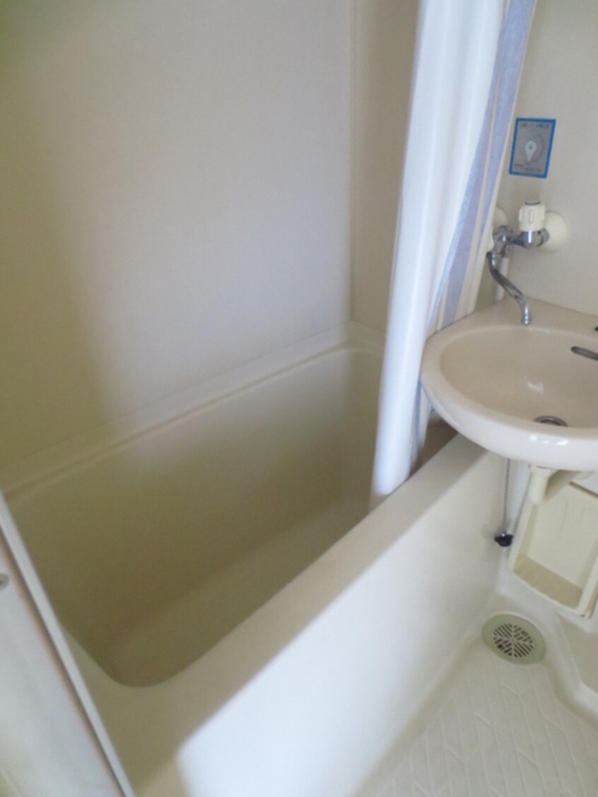 バス／シャワールーム等 ジャルダン皆賀