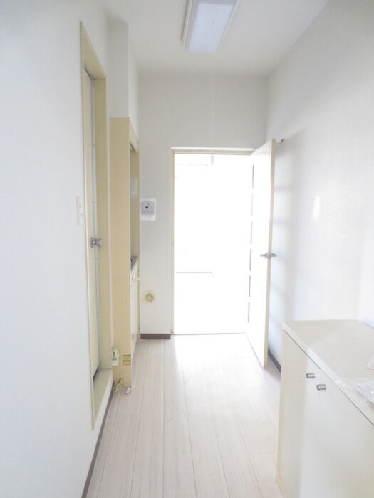 廊下 ジャルダン皆賀