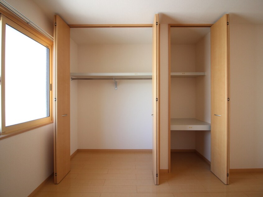 収納 ロ－ズコ－トＫＡＲＥＮ