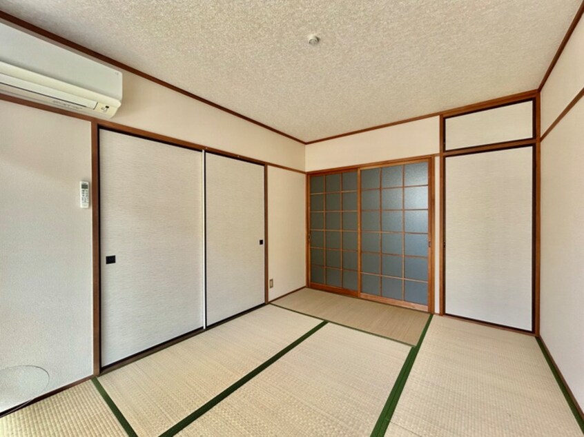 居室 エルディム吉岡