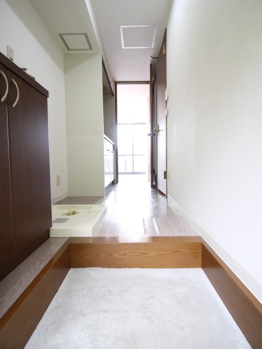 玄関 ルームサンコート