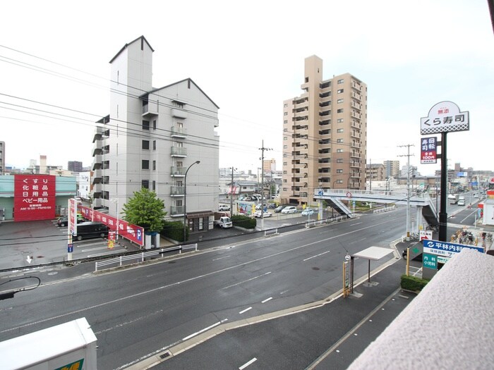 室内からの展望 ドマ－ニタセイ