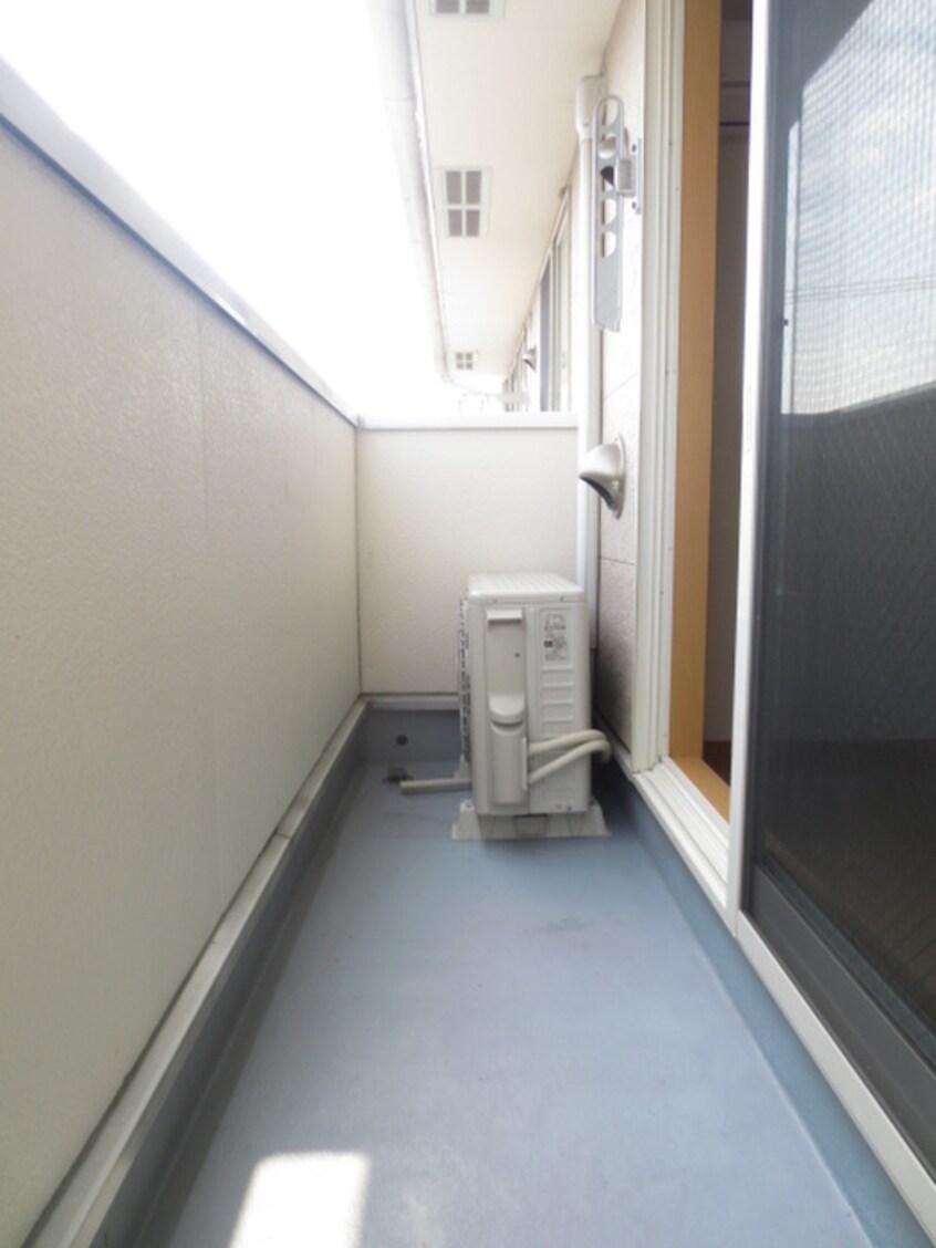 ベランダ・バルコニー メゾンドリリ－