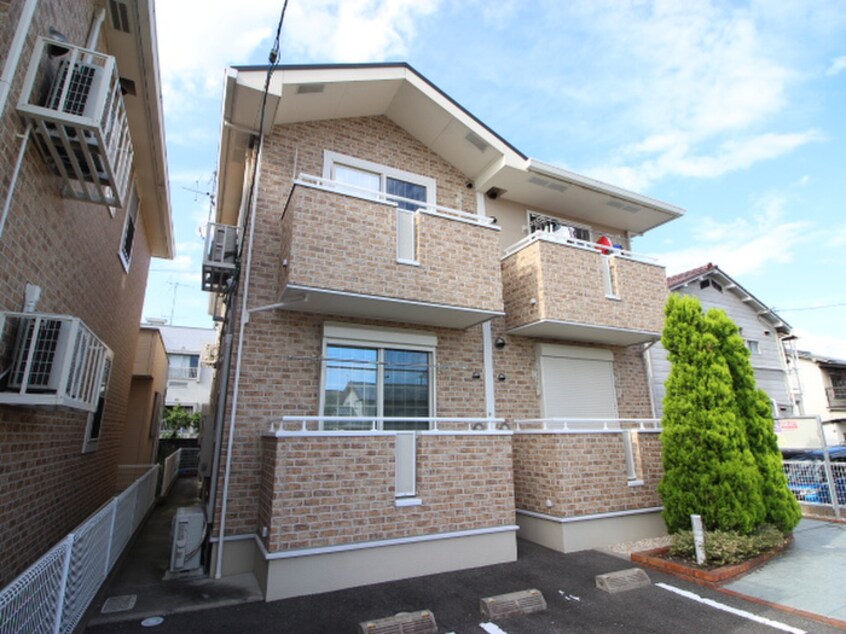 外観写真 シャン・ド・フル－ル・タマキ