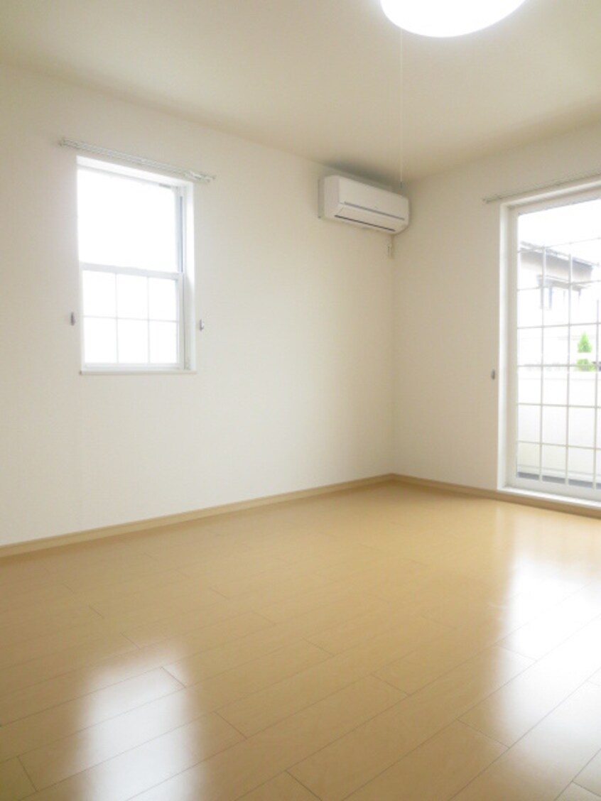 居室 シャン・ド・フル－ル・タマキ