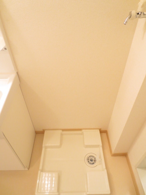 洗濯機置場 シャン・ド・フル－ル・タマキ