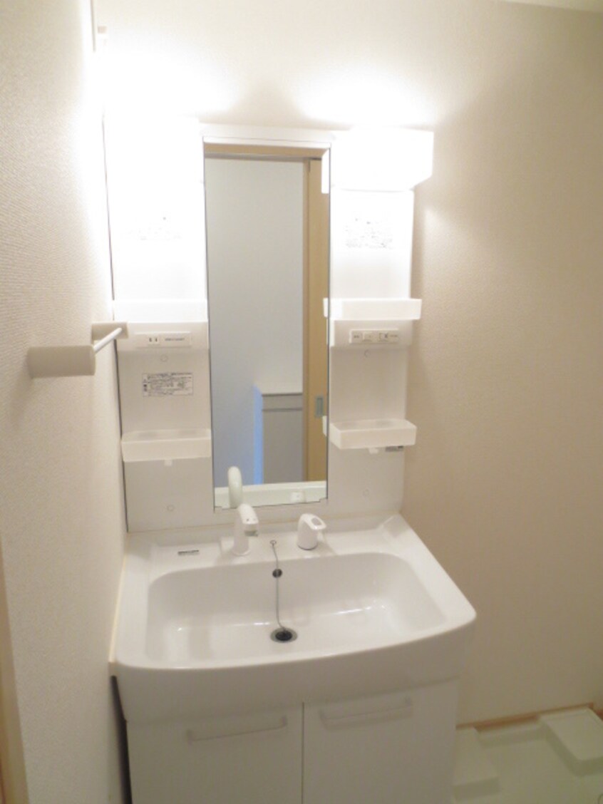 洗面 シャン・ド・フル－ル・タマキ