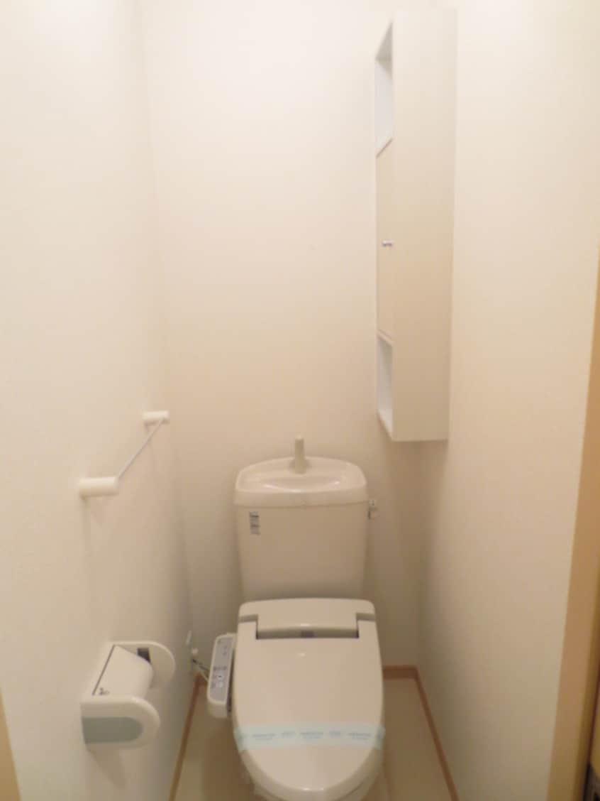 トイレ シャン・ド・フル－ル・タマキ