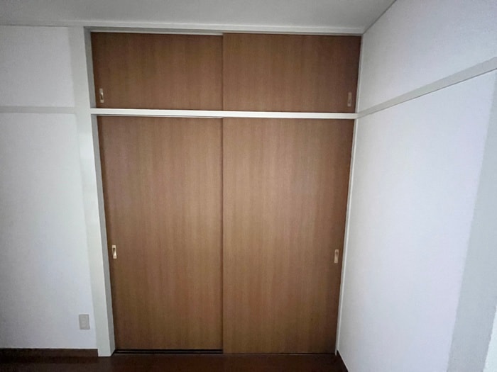 収納 西十日市ビル