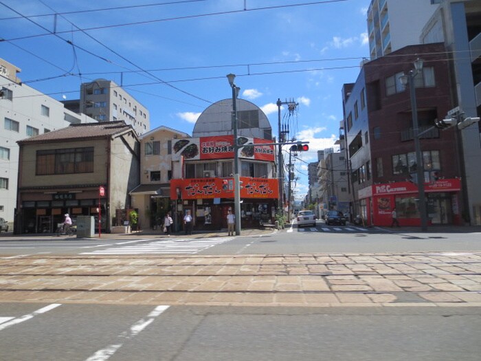 お好み焼きだんだん(その他飲食（ファミレスなど）)まで1500m 西十日市ビル