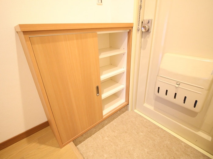 靴箱 岩崎ビル