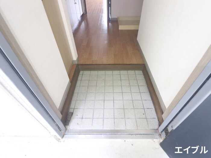 玄関 グリ－ンシティ串戸