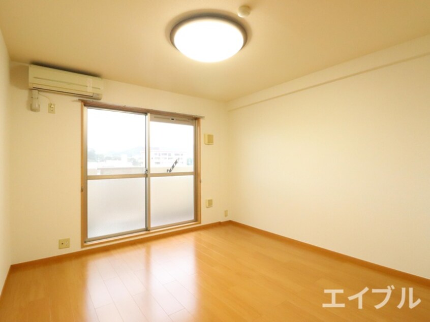 居室 サンシャインＫＡＷＡＯＫＡ