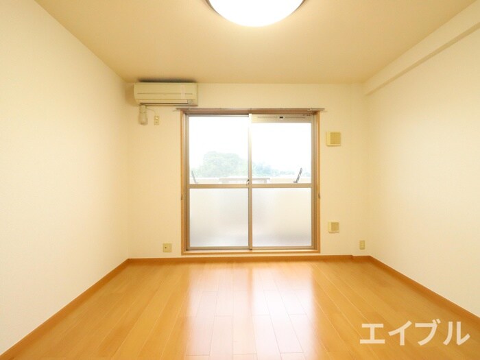 居室 サンシャインＫＡＷＡＯＫＡ