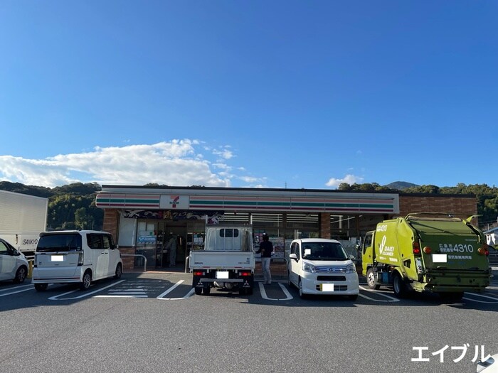 セブン-イレブン 広島石内バイパス店(コンビニ)まで2800m ヴィラ　リヴィエールⅡ