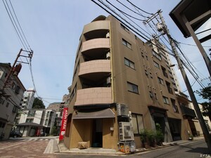 シャルムクスダ