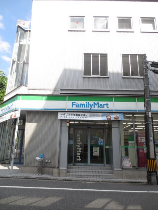 ファミリーマート小町店(コンビニ)まで130m ＴＯＵＫＡＫＵＩＮ