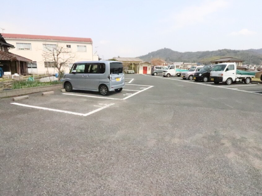 駐車場 パストラル中郷原