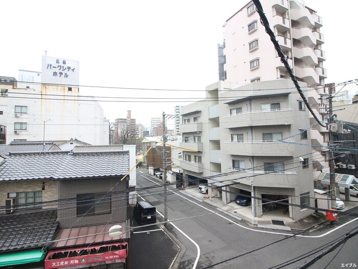 室内からの展望 西岡ビル