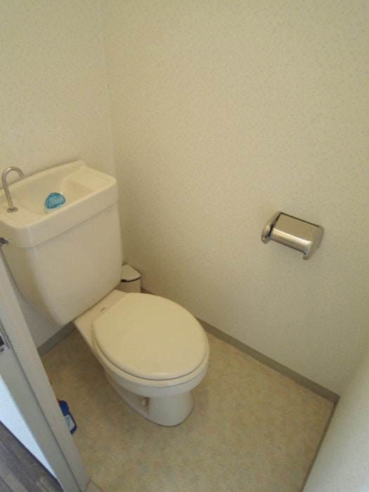 トイレ リボン金屋町ビル