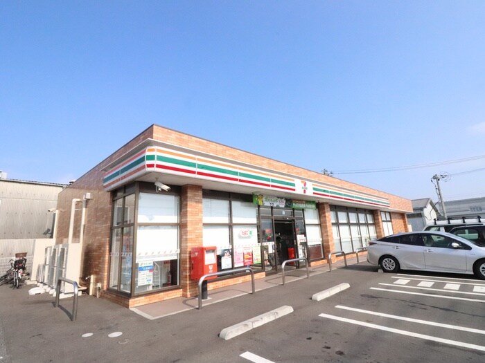 セブンイレブン(コンビニ)まで500m Grandtic　廿日市本町