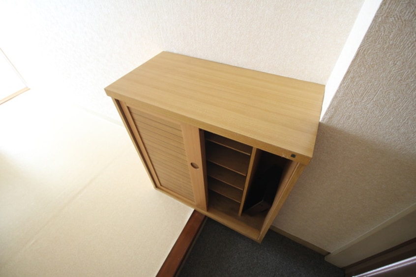 靴箱 世並ビル