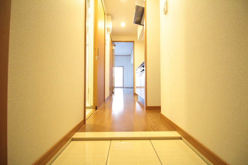 玄関 ウイング宝町サード