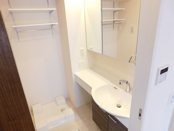 洗面 アップス大町DⅡ