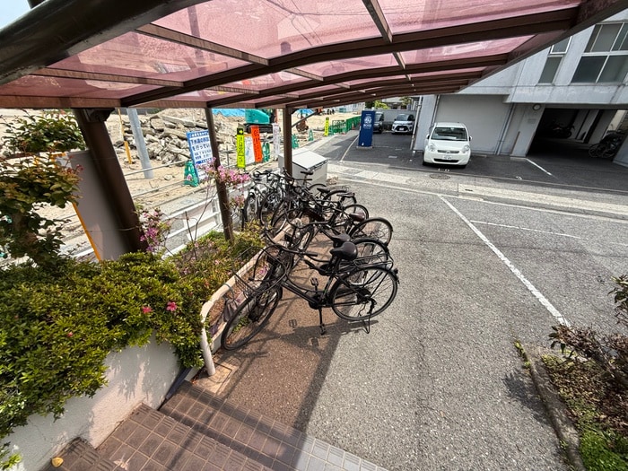 駐輪場 緑樹園コーポ