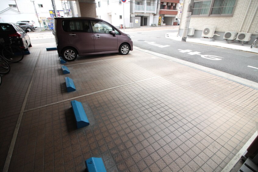 駐車場 ティアラ堺町