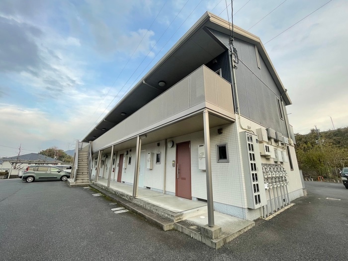 外観写真 ウエストヒルズⅢ番館