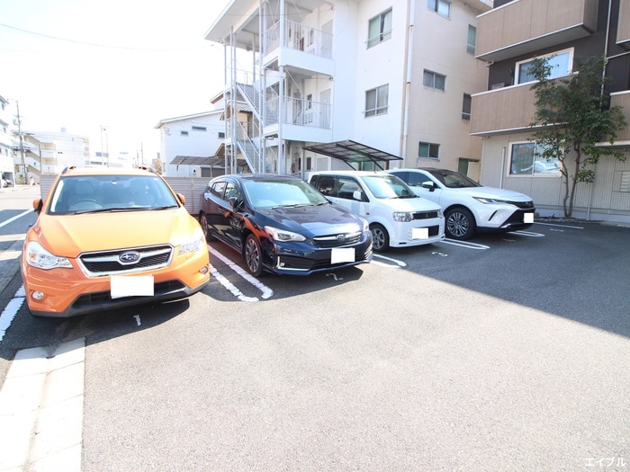 駐車場 セジュールピア皆実