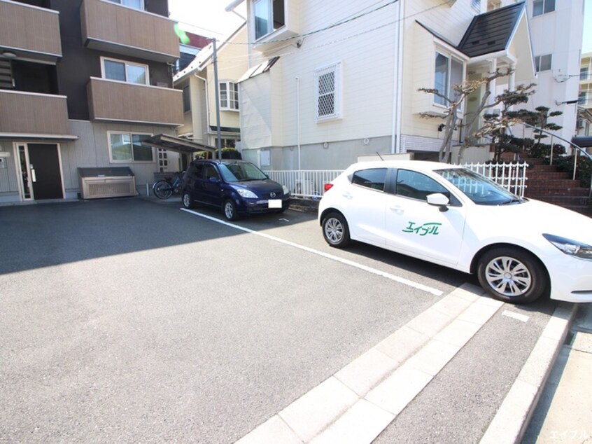 駐車場 セジュールピア皆実