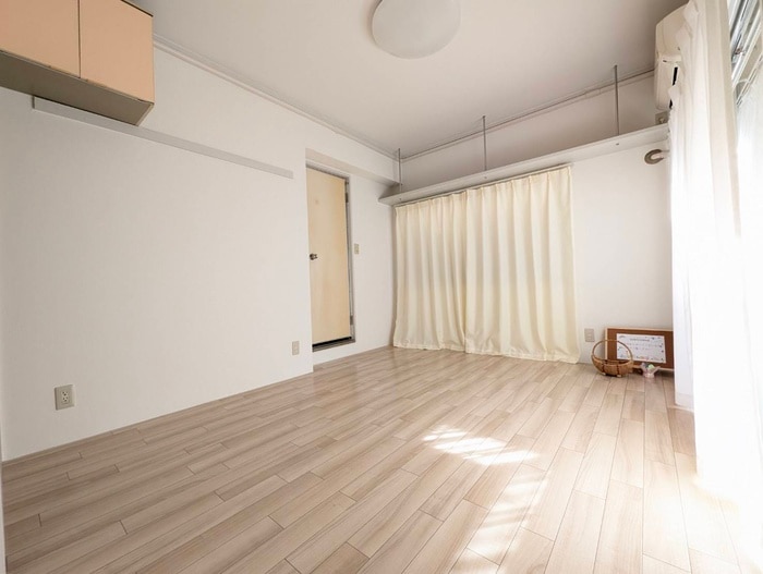 居室 ロジェ堀和