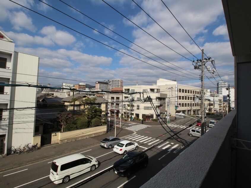 室内からの展望 第五大津ビル