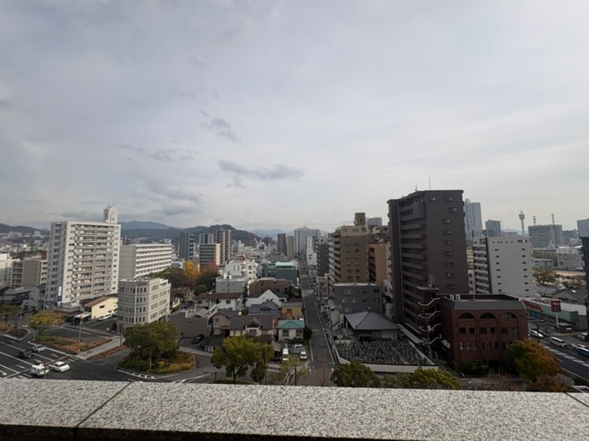 室内からの展望 ＪＲ新白島駅前東亜ビル