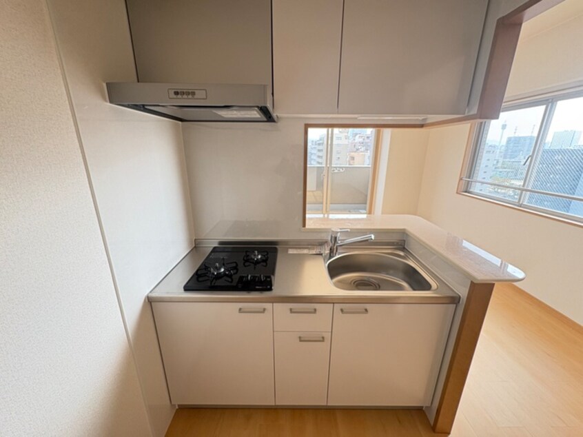 キッチン ＪＲ新白島駅前東亜ビル